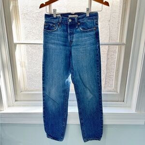 Women’s wedgie Levi jeans